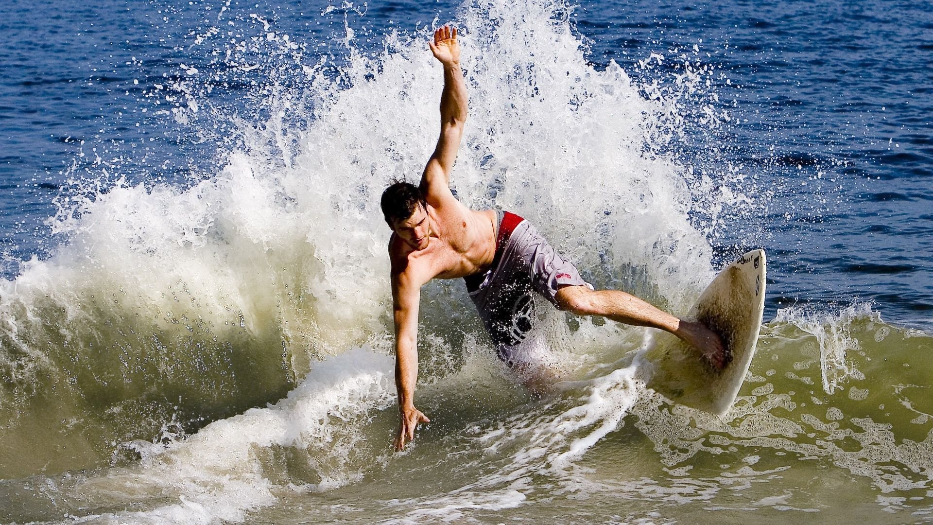 九游官网下载电脑版-“高新区全民健身馆：短柄墙球赛上的‘智勇双全’，真正的比赛不止是力气”